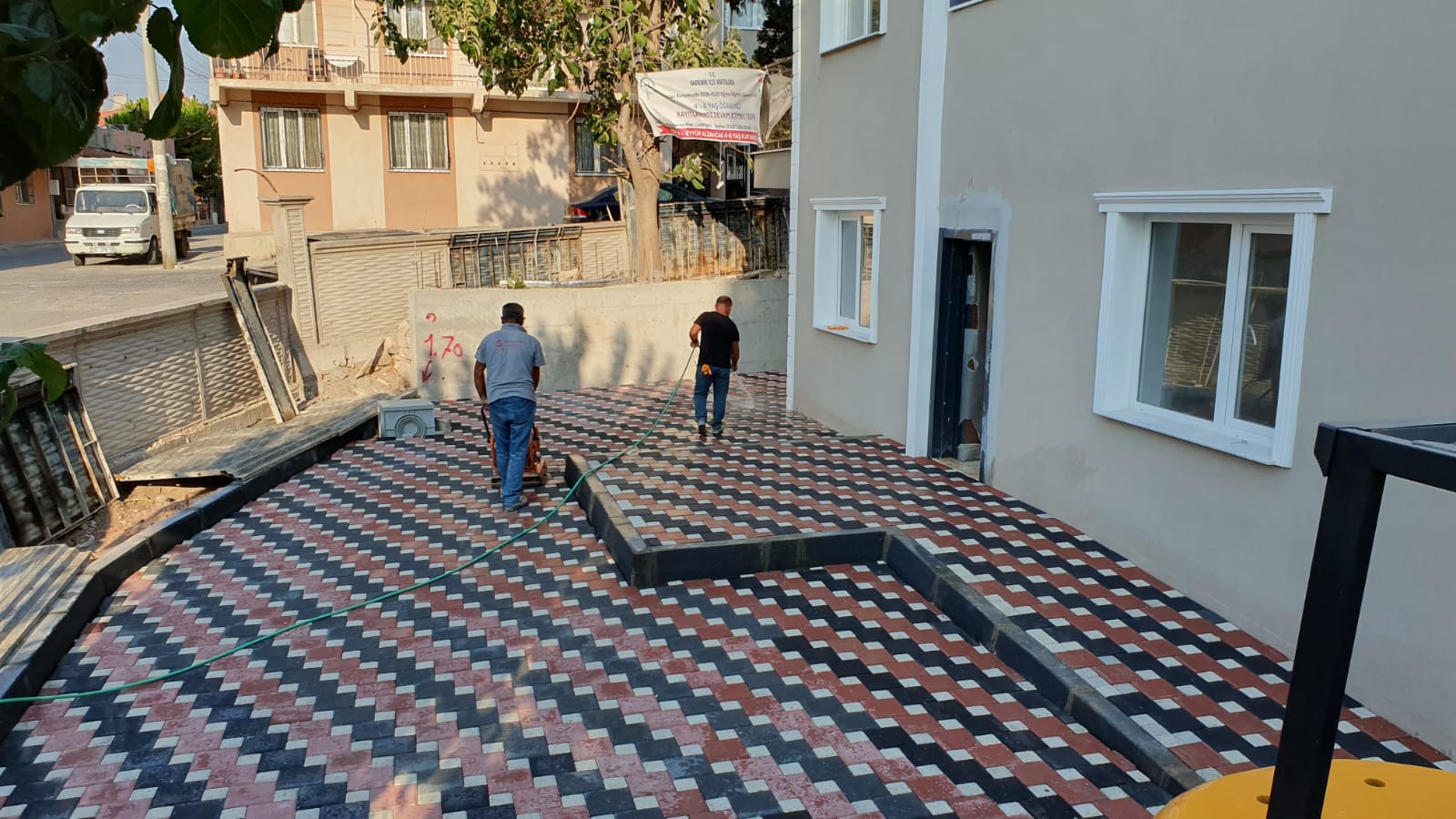 Çeşme Ardıç Gemak İnşaat